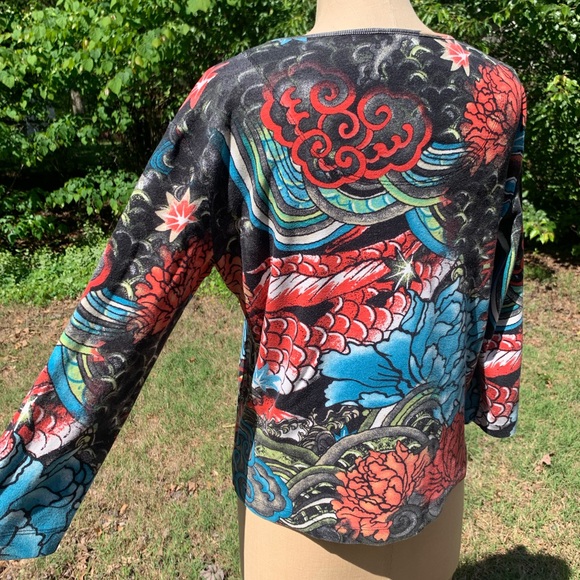 Vintage Tattoo Design V-Neck Tee - Picture 6 of 14